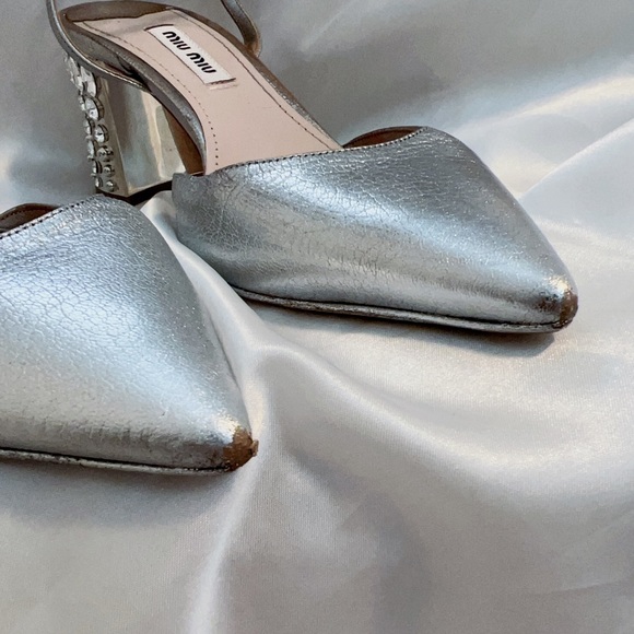 Miu Miu Silver Crystal Embellishments Slingback Pumps - Picture 2 of 9